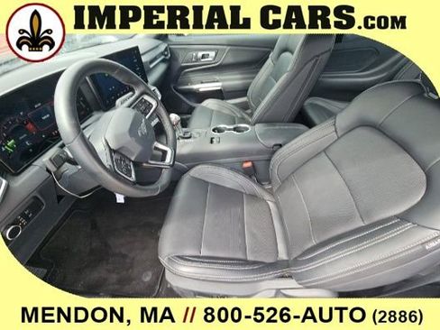 Used 2026 Ford Mustang Premium RWD image 9