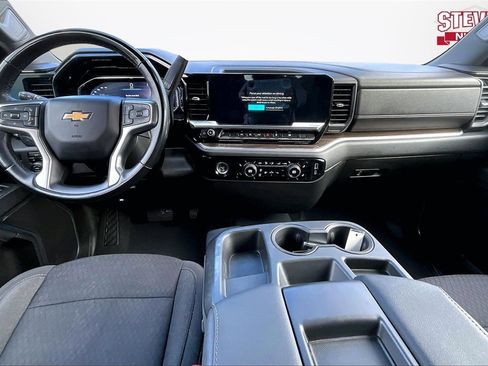 Used 2023 Chevrolet Silverado 1500 LT image 8