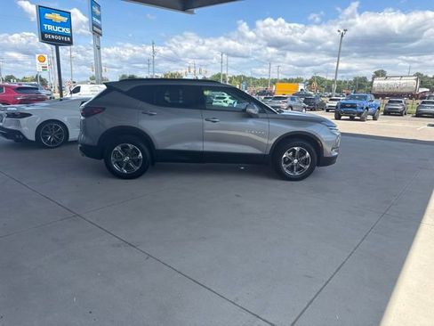 Used 2023 Chevrolet Blazer LT w/ Convenience Package AWD/4WD image 9