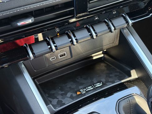 New 2026 Chevrolet Colorado LT w/ LT Convenience Package image 24