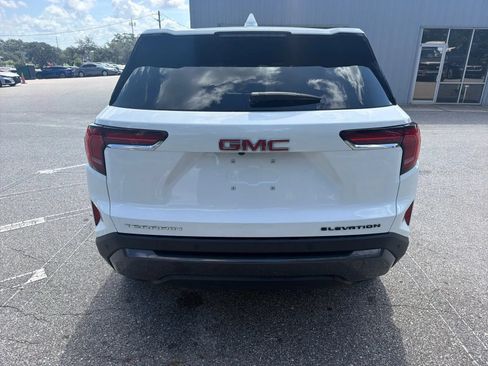 Used 2025 GMC Terrain Elevation FWD image 9