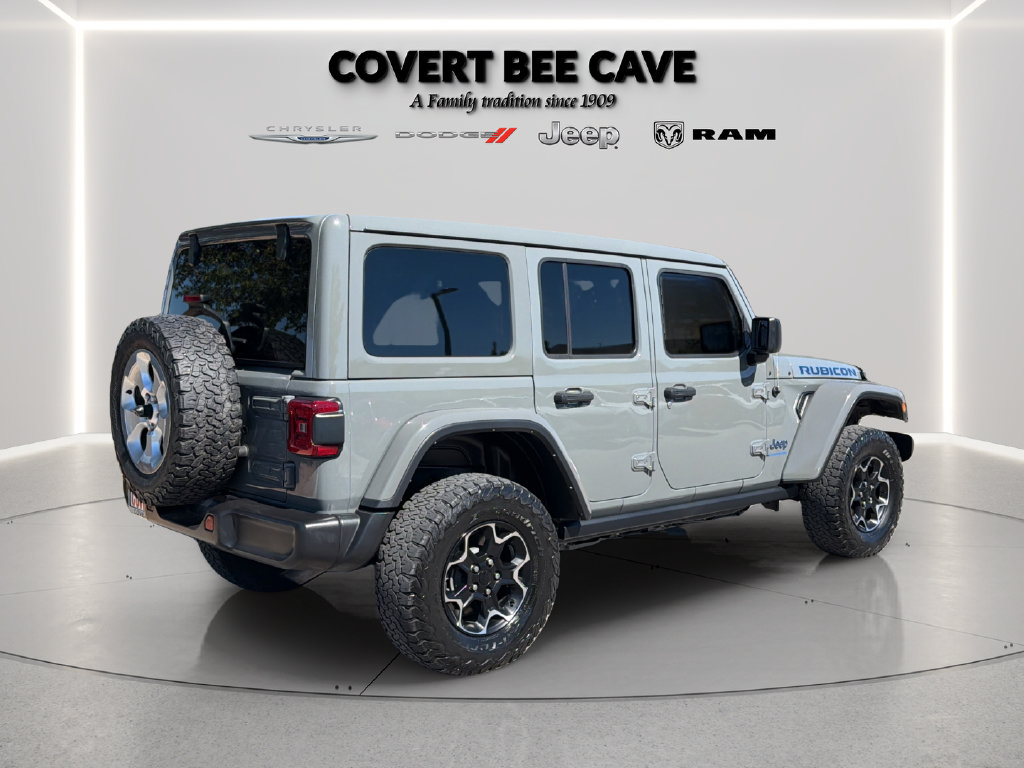Used 2023 Jeep Wrangler Unlimited Rubicon 4xe w/ Cold Weather Group AWD/4WD image 7