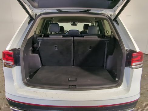 Used 2024 Volkswagen Atlas SE image 7