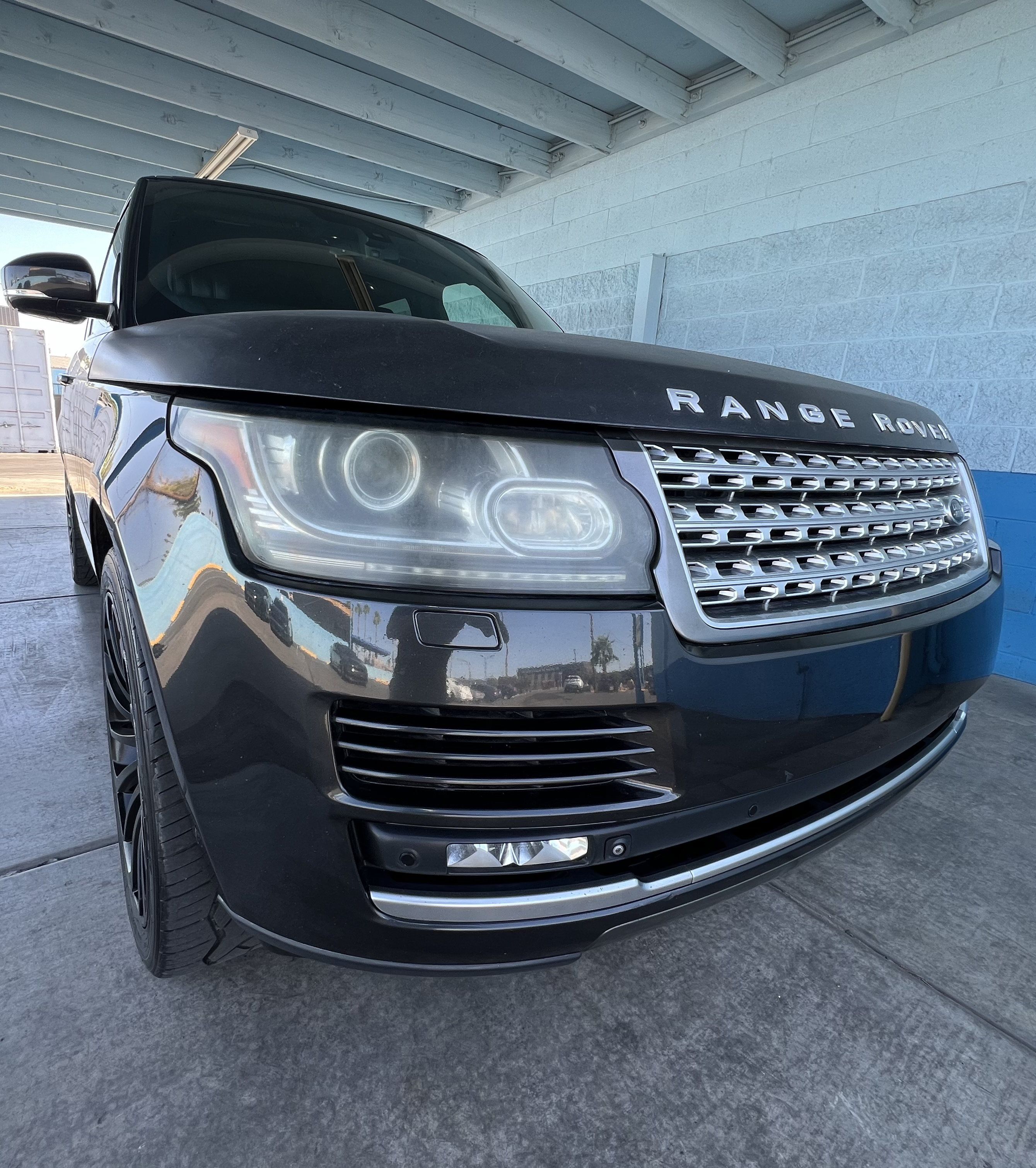 Used 2013 Land Rover Range Rover Supercharged AWD/4WD image 1