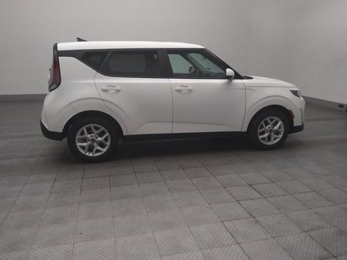 Used 2025 Kia Soul LX w/ LX Technology Package image 10