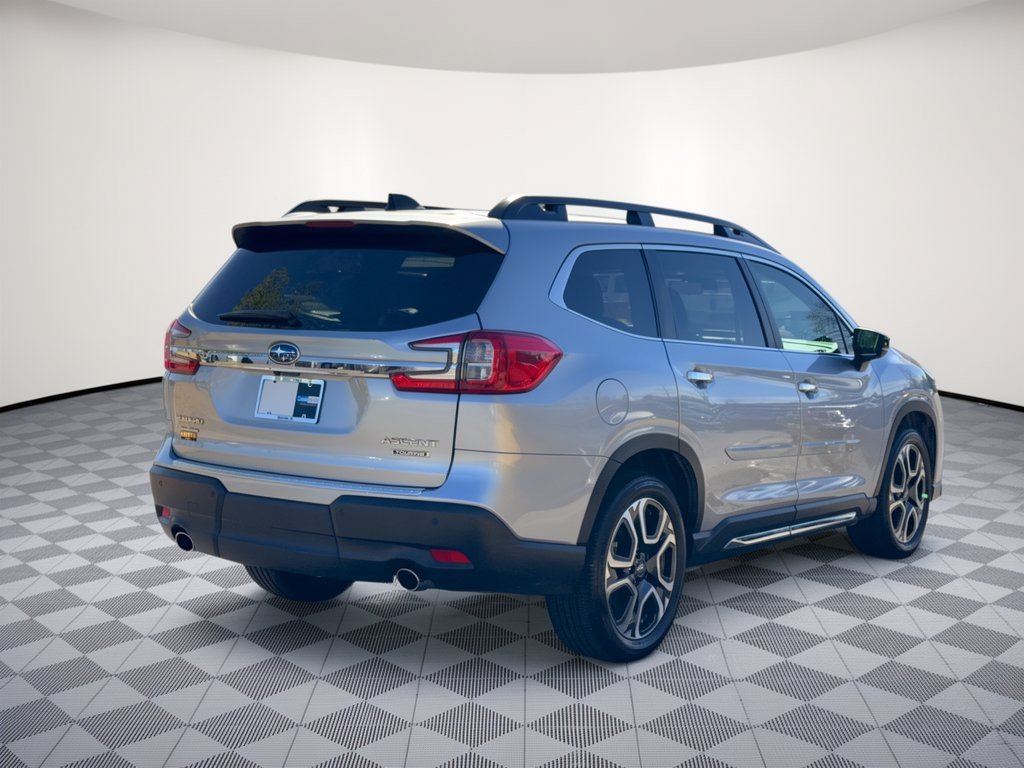 Used 2024 Subaru Ascent Touring AWD/4WD image 9