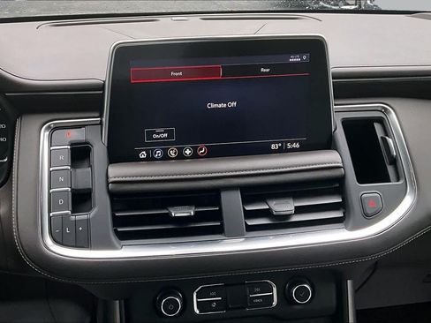 Used 2021 Chevrolet Tahoe Z71 w/ Z71 Signature Package AWD/4WD image 7