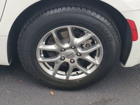 Used 2021 Chrysler Pacifica Touring FWD image 31