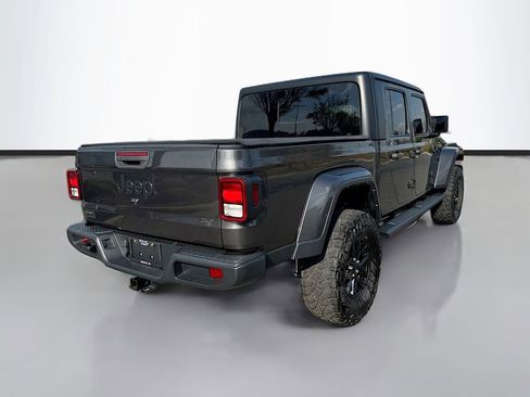Used 2022 Jeep Gladiator Sport image 7