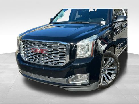 Used 2018 GMC Yukon XL Denali w/ Denali Ultimate Package image 9