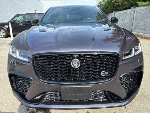 Used 2024 Jaguar F-PACE SVR AWD/4WD image 11