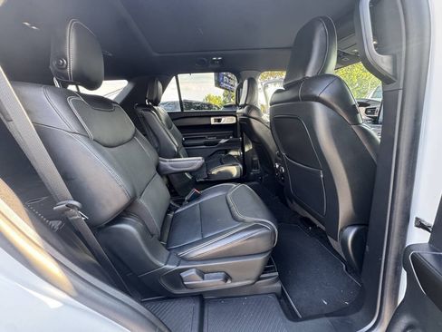 Used 2020 Ford Explorer ST w/ Premium Technology Package AWD/4WD image 3