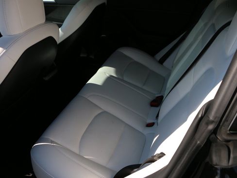 Used 2021 Tesla Model 3 Performance AWD/4WD image 19