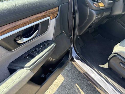 Used 2019 Honda CR-V EX image 7
