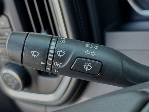 Used 2022 Chevrolet Silverado 1500 High Country w/ Z71 Off-Road Package image 38