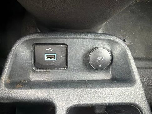 Used 2022 Ford Transit Connect XL FWD image 29
