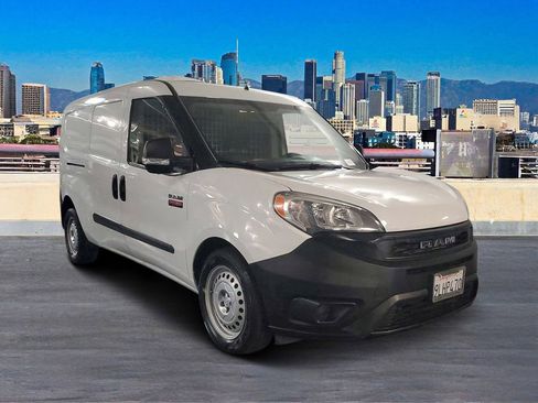 Used 2019 RAM ProMaster City Tradesman image 3