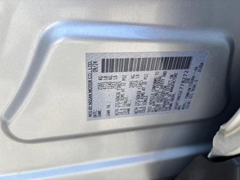 Used 2025 Nissan Rogue SV AWD/4WD image 17