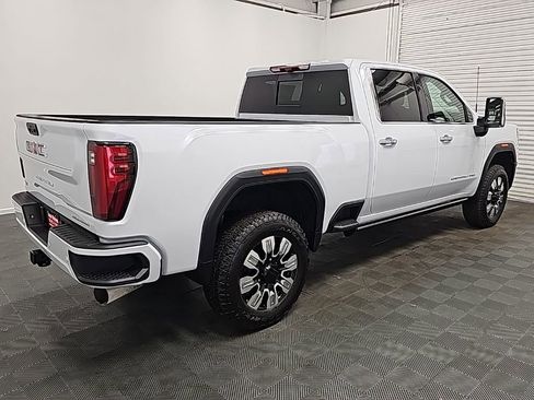 New 2026 GMC Sierra 2500 Denali w/ Denali Reserve Package image 8