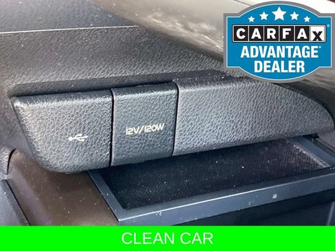 Used 2022 Toyota Camry SE FWD image 13