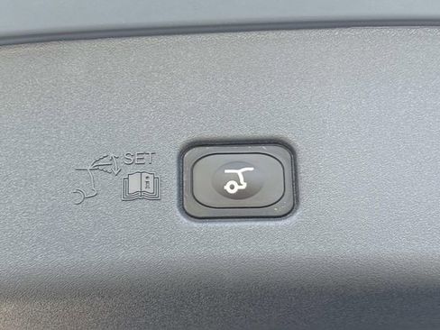 New 2026 Lincoln Nautilus Black Label AWD/4WD image 13