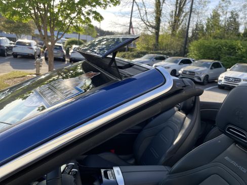 Certified 2025 Mercedes-Benz CLE 53 AMG 4MATIC Cabriolet image 58