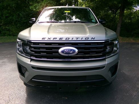 Used 2019 Ford Expedition Limited w/ Equipment Group 303A AWD/4WD image 3