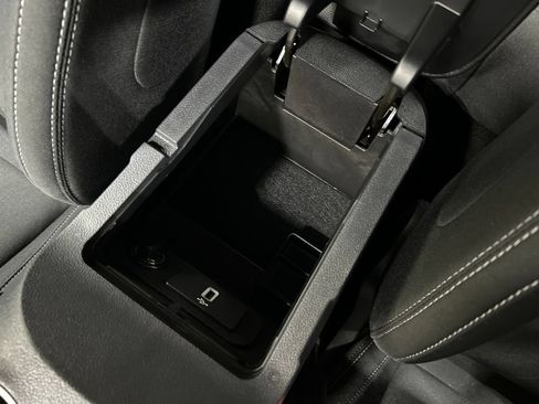 Used 2022 Ford Mustang GT RWD image 24
