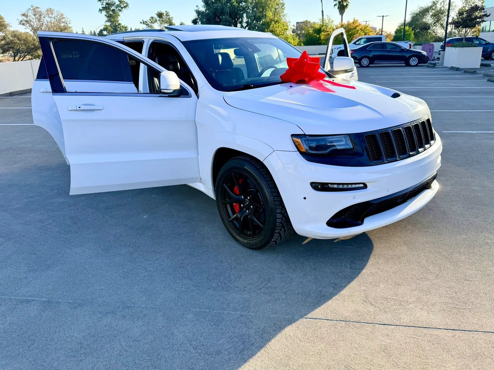 Used 2014 Jeep Grand Cherokee SRT w/ Trailer Tow Group IV AWD/4WD image 55