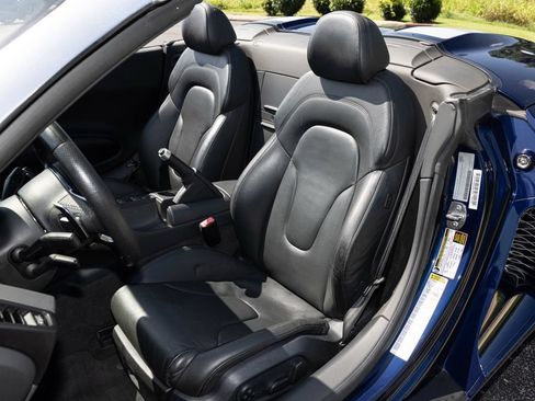Used 2014 Audi R8 V8 w/ Convenience Package AWD/4WD image 18