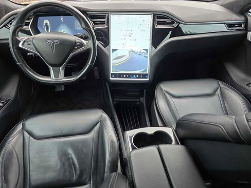 Used 2015 Tesla Model S 70D image 18
