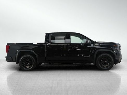 Used 2022 GMC Sierra 1500 Elevation w/ Elevation Premium Package image 6