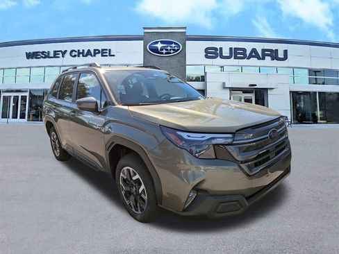 Used 2026 Subaru Forester Premium image 2