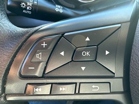 Used 2025 Nissan Sentra S image 25