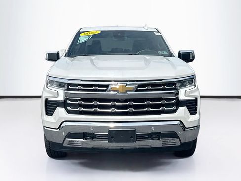 Used 2022 Chevrolet Silverado 1500 LTZ AWD/4WD image 2