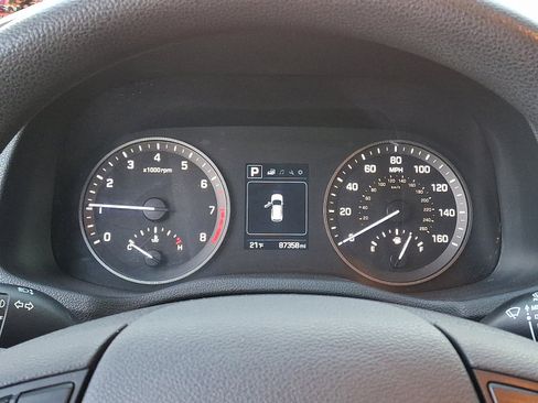 Used 2017 Hyundai Tucson SE image 25