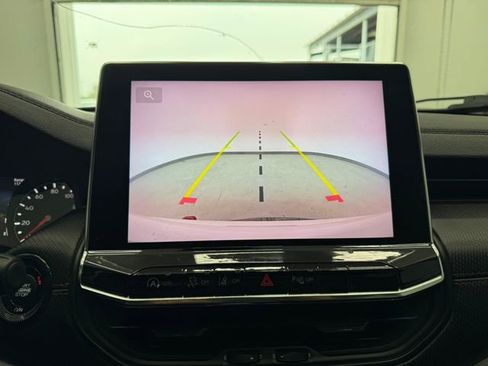 Used 2022 Jeep Compass Trailhawk AWD/4WD image 24