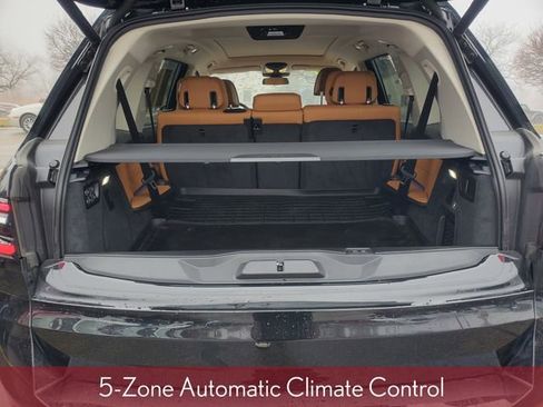 Used 2024 BMW X7 xDrive40i w/ Climate Comfort Package image 13