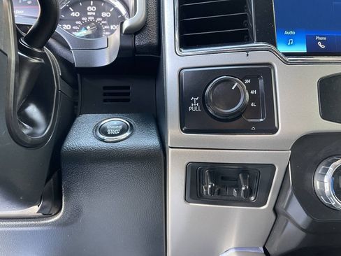 Used 2022 Ford F350 Lariat w/ Lariat Ultimate Package AWD/4WD image 19