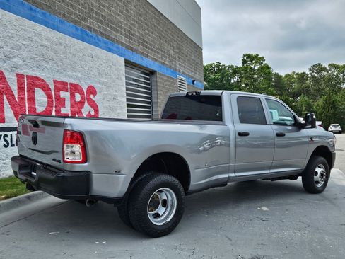 Used 2024 RAM 3500 Tradesman AWD/4WD image 7