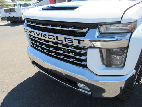 Used 2020 Chevrolet Silverado 3500 LTZ w/ LTZ Plus Package AWD/4WD image 22