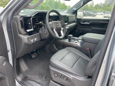 Used 2026 GMC Sierra 1500 SLT AWD/4WD image 13