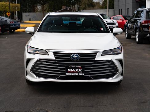 Used 2021 Toyota Avalon Limited w/ Advanced Safety Package image 3