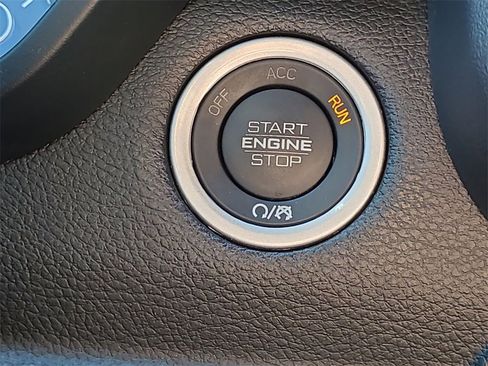 Used 2024 RAM 1500 Lone Star image 17