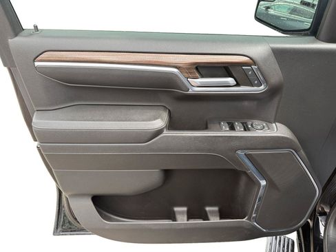 Used 2023 Chevrolet Silverado 1500 RST w/ Protection Package AWD/4WD image 9
