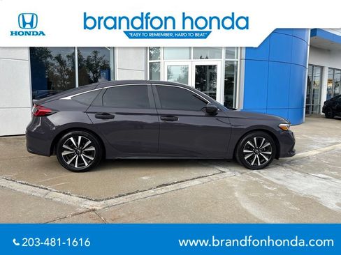 Used 2024 Honda Civic EX-L image 7