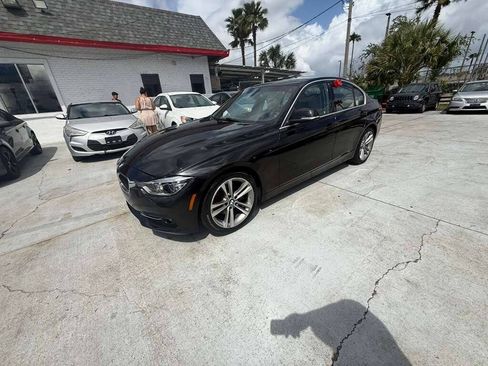 Used 2017 BMW 330i Sedan w/ Premium Package RWD image 8