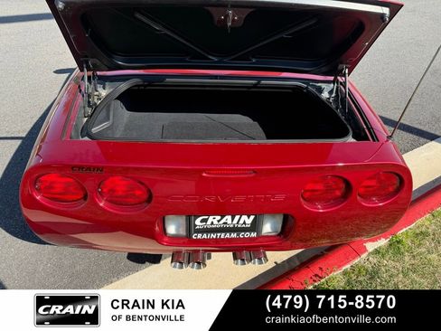 Used 2004 Chevrolet Corvette Convertible w/ Preferred Equipment Group image 33