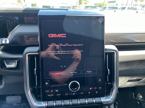 New 2026 GMC Yukon Elevation w/ LPO, Yukon Bright Edition AWD/4WD image 19