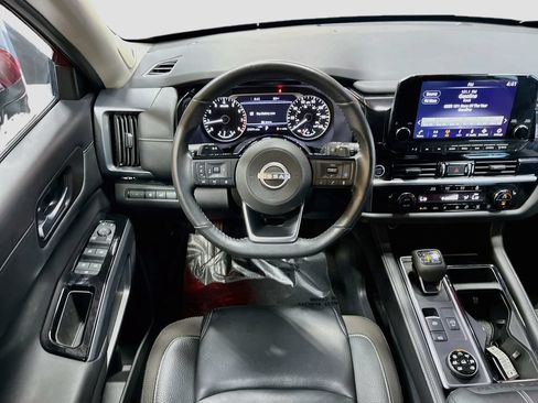 Used 2024 Nissan Pathfinder SL w/ SL Premium Package AWD/4WD image 24